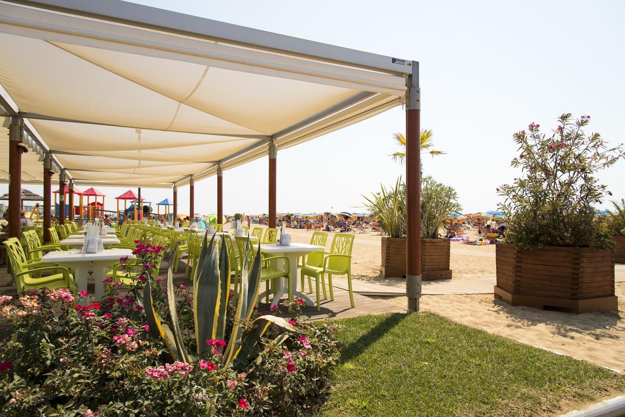 Appartamenti Lira Bibione Esterno foto